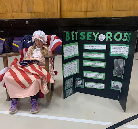 Ayla Blossom posing as Betsy Ross