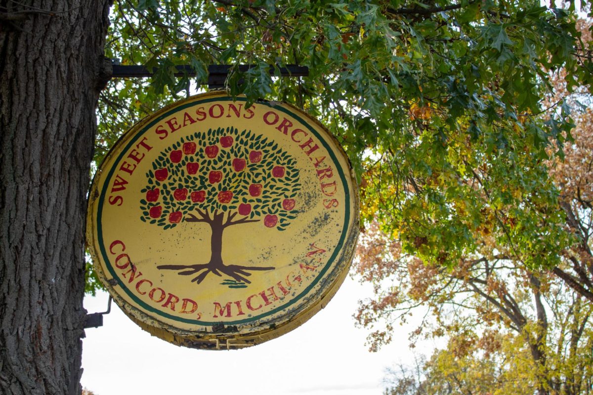 Sweet Seasons Orchard sign